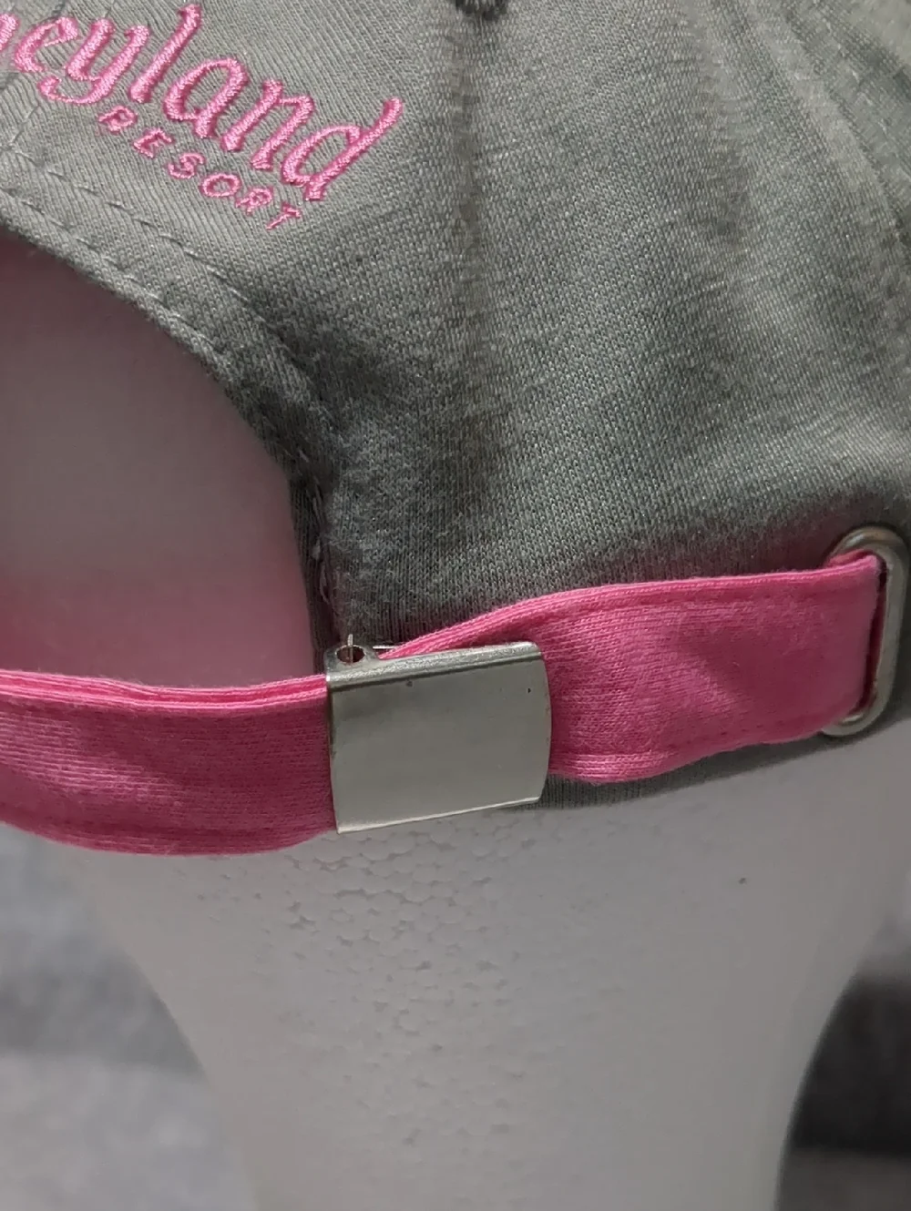 Disney Mickey Mouse Baseball Cap Pink Sequin Pink & Gray Adult Size 55-59 cm - Picture 7 of 9